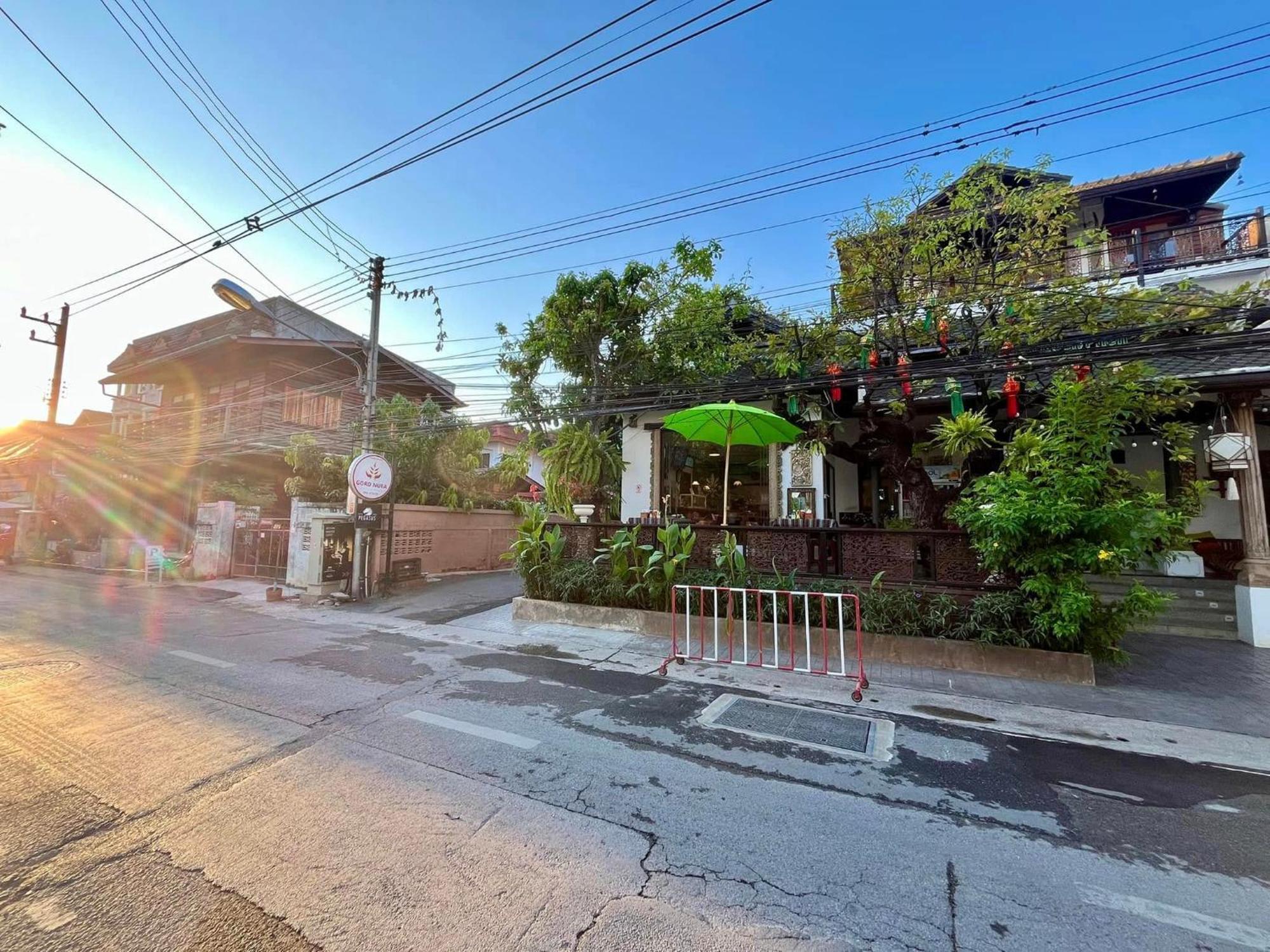 Baan Huenphen Boutique Hotel — Photos 2